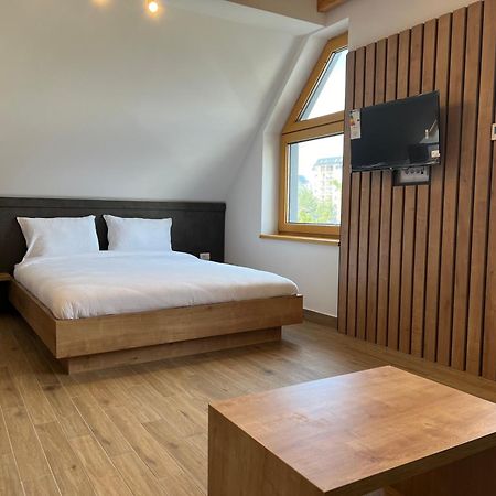 Aparthotel Zlatni Odmor à Zlatibor Extérieur photo