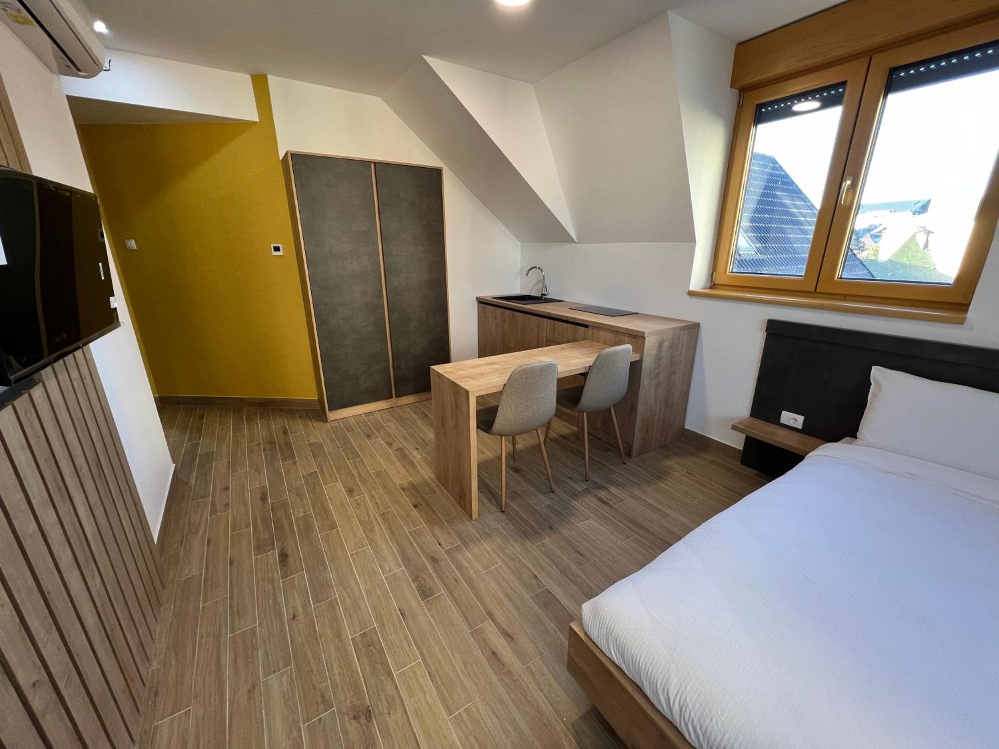 Aparthotel Zlatni Odmor à Zlatibor Extérieur photo