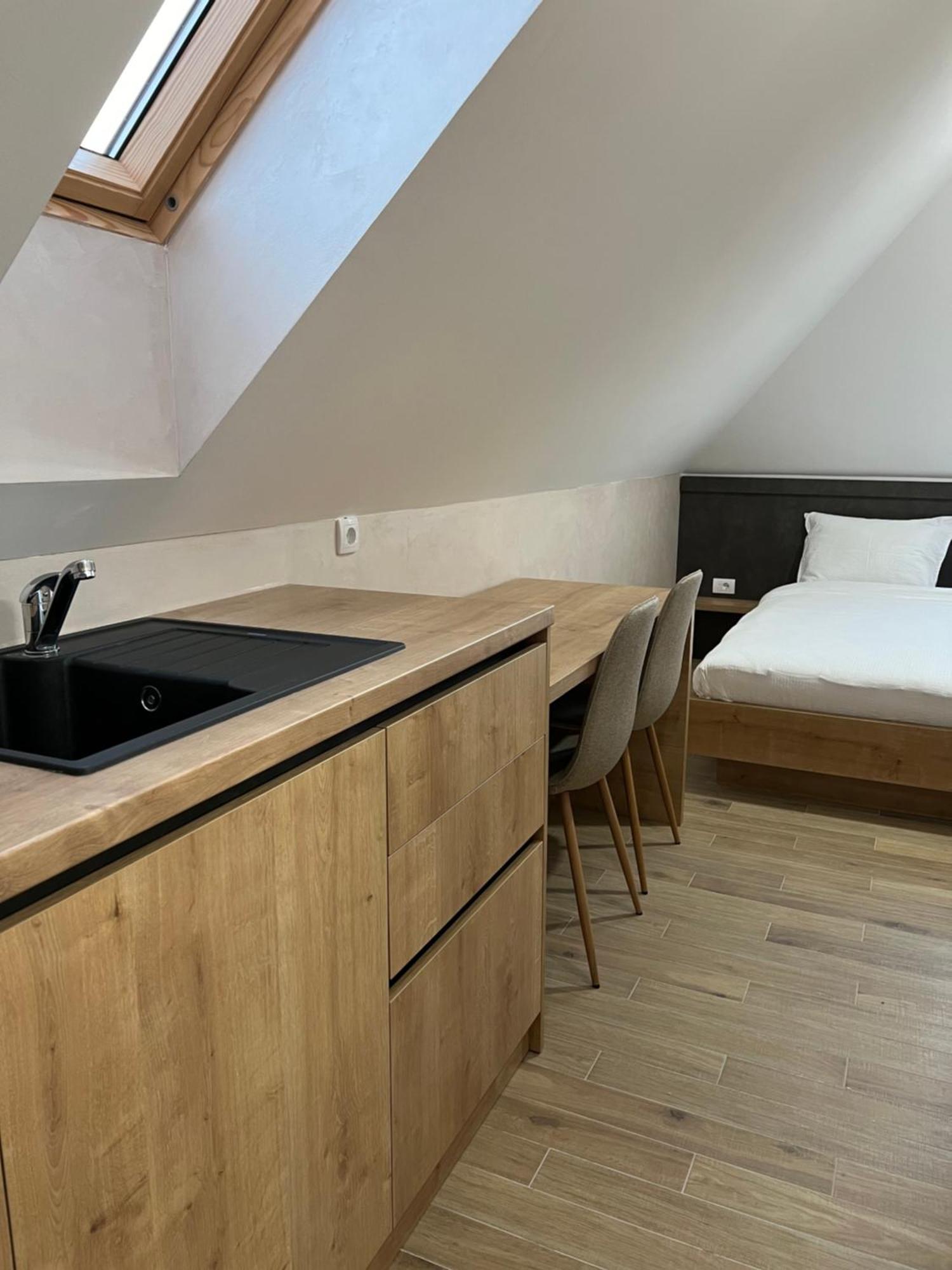 Aparthotel Zlatni Odmor à Zlatibor Extérieur photo