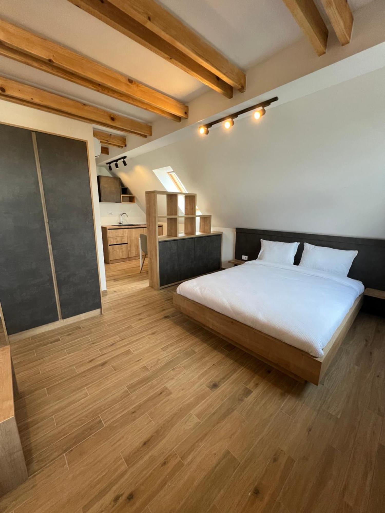 Aparthotel Zlatni Odmor à Zlatibor Extérieur photo