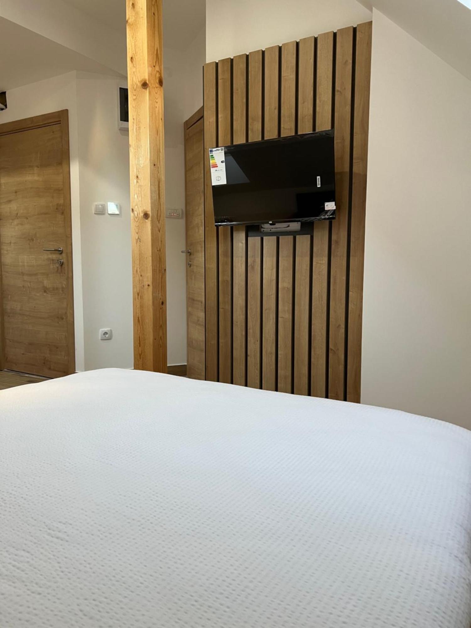 Aparthotel Zlatni Odmor à Zlatibor Extérieur photo